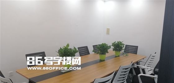  阿森纳憾平曼联，争四形势再起波澜  